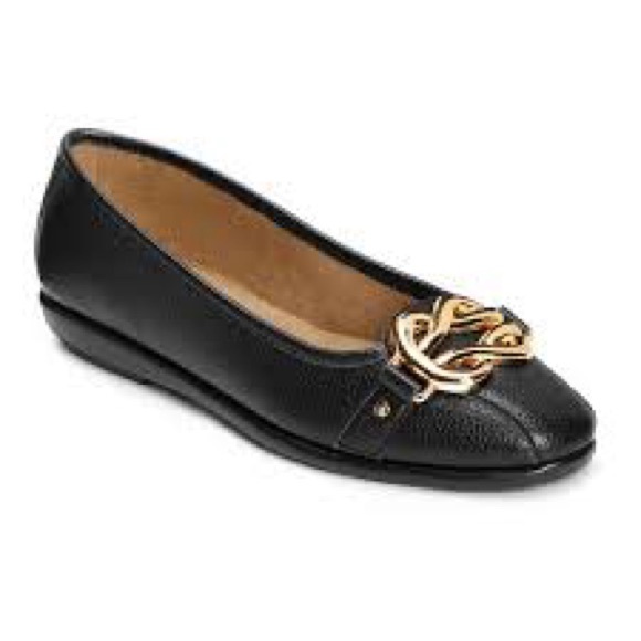 AEROSOLES Shoes - AEROSOLES Black Leather Ballet Flat with Gold Emblem